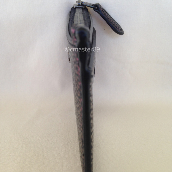 🔴SOLD🔴 Coach Hologram Pebble Leather Card Holder - Picture 3 of 6